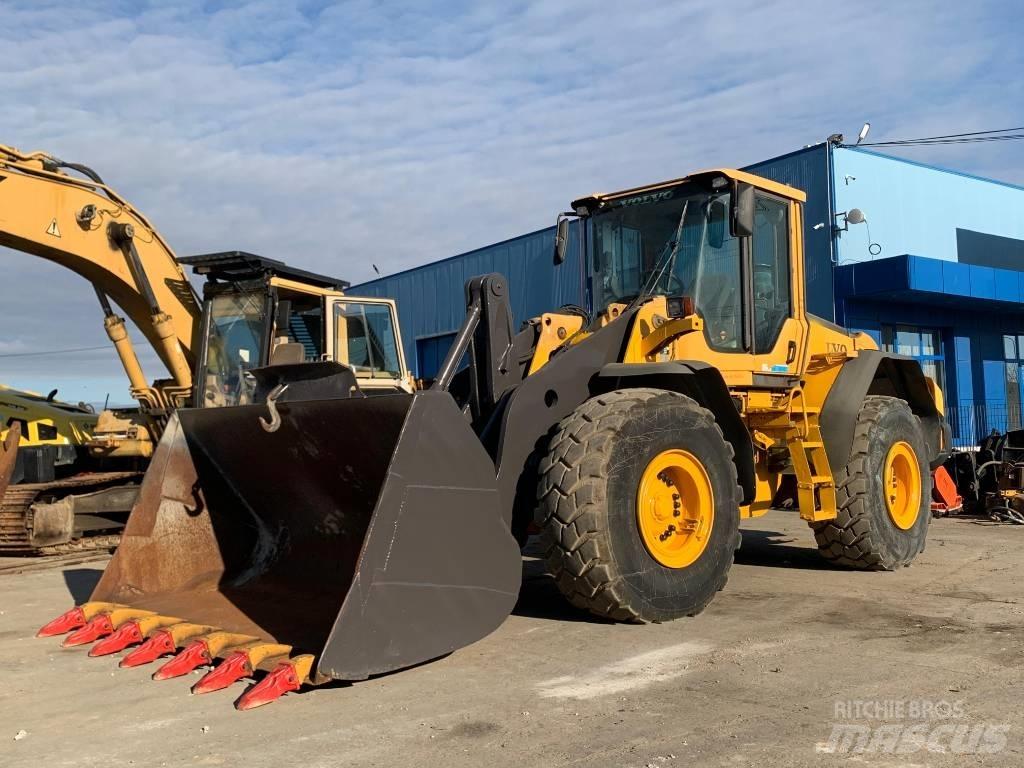 Volvo L 110 F لوادر بعجل