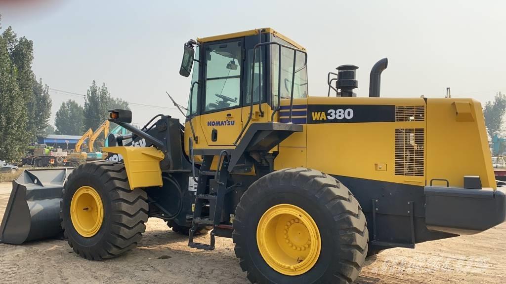 Komatsu WA 380-6 لوادر بعجل