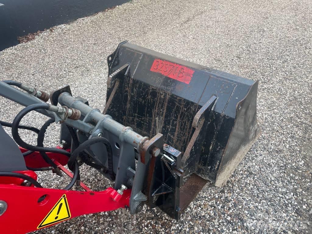 Weidemann 1140 لوادر بعجل