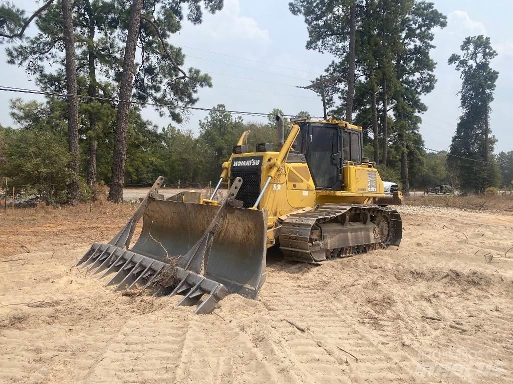 Komatsu D 65 WX-17 بلدوزرات مجنزرة