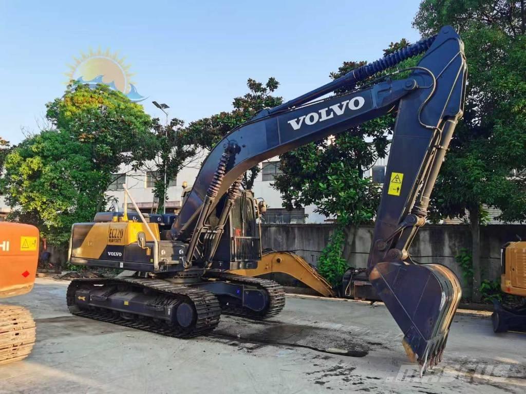Volvo EC 220 حفارات زحافة