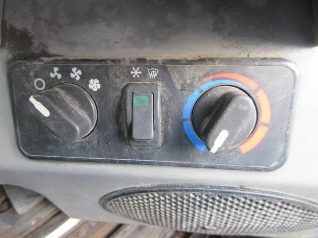 Bobcat S 530 لوادر انزلاقية التوجيه