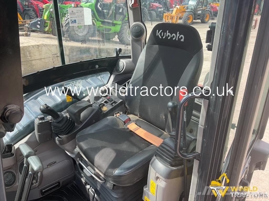 Kubota U 50-5 حفارات وسط 7 طن - 12 طن