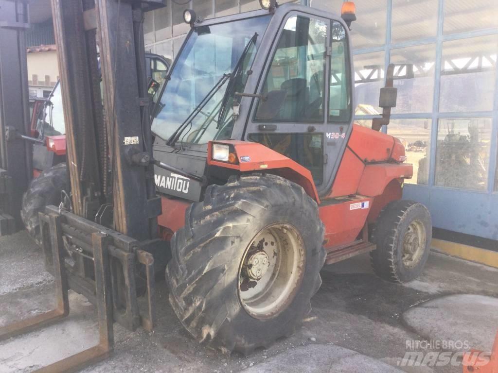 Manitou MC 30-4 شاحنات الديزل