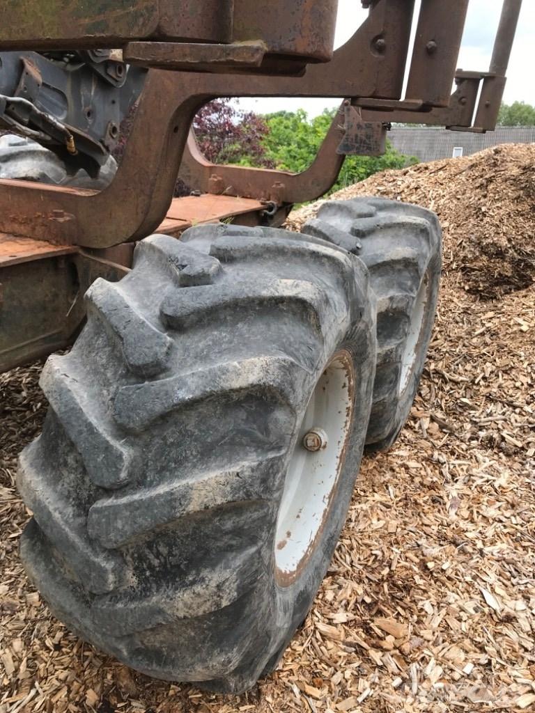 Valmet 860.1 شاحنات