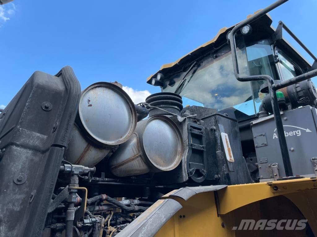 CAT 966MXE لوادر بعجل