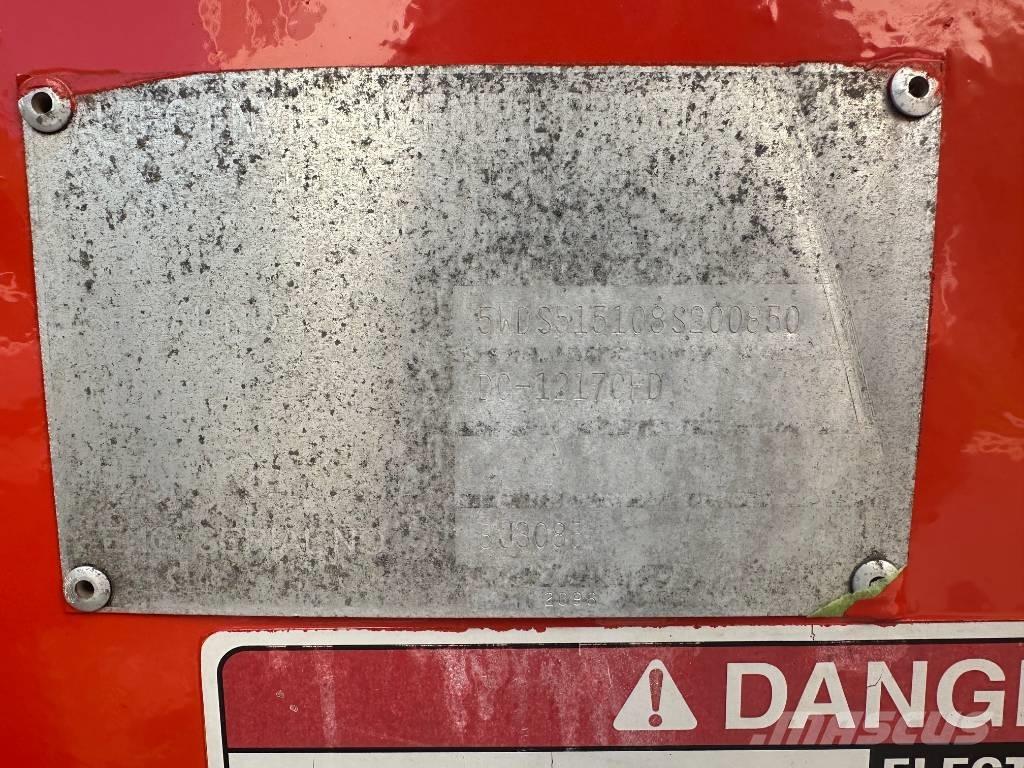 Altec DC-1217CFD مقطورات لتقل ألواح الخشب