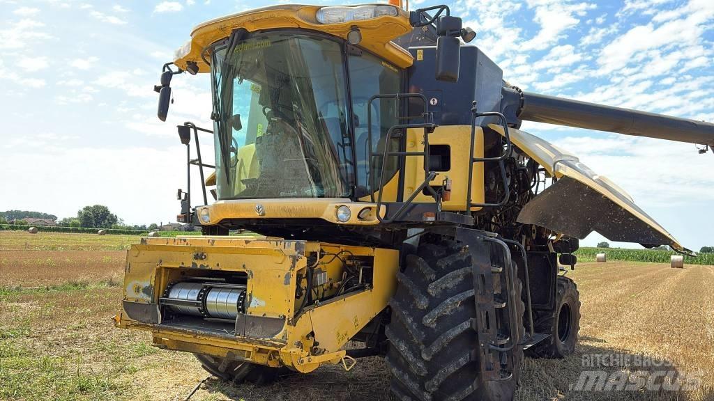 New Holland CR 960 حصادات