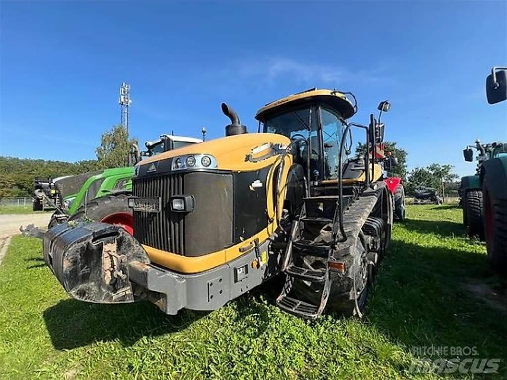 Challenger MT 865 الجرارات