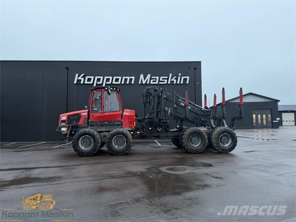 Komatsu 895 شاحنات