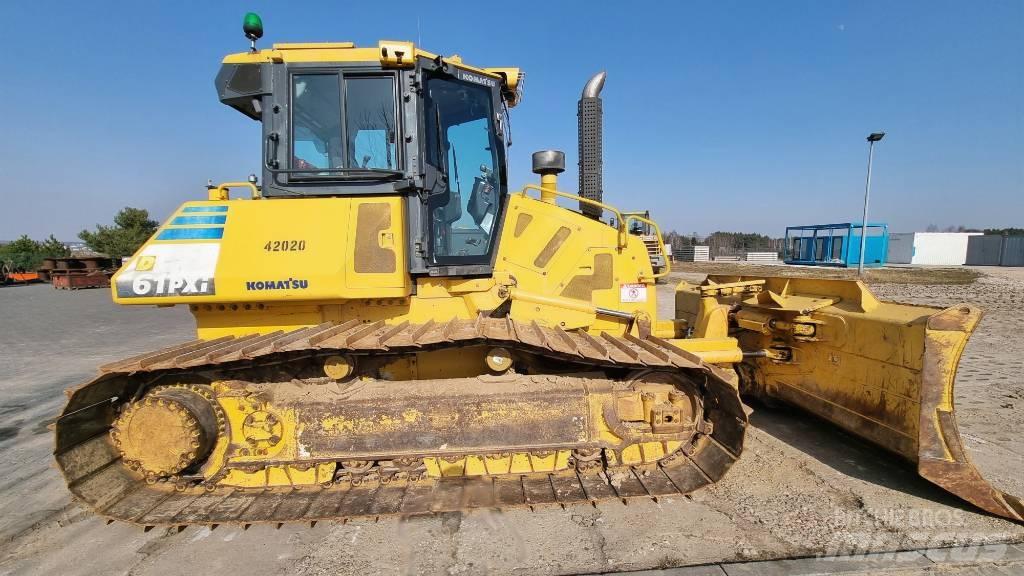 Komatsu D 61 PXI-23 بلدوزرات مجنزرة