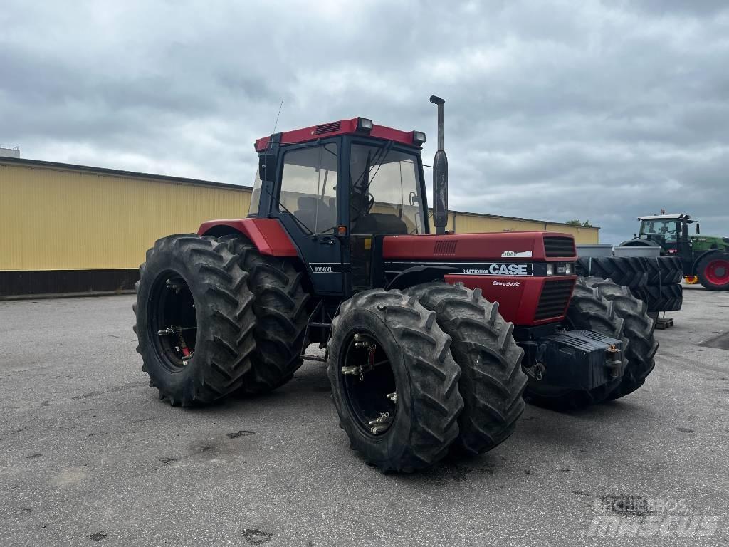 CASE 1056XL الجرارات