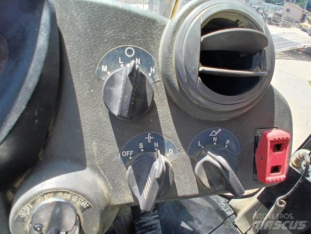 Hitachi ZW 310 لوادر بعجل