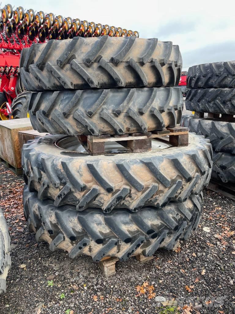 Mitas SET OF WHEELS الإطارات والعجلات والحافات