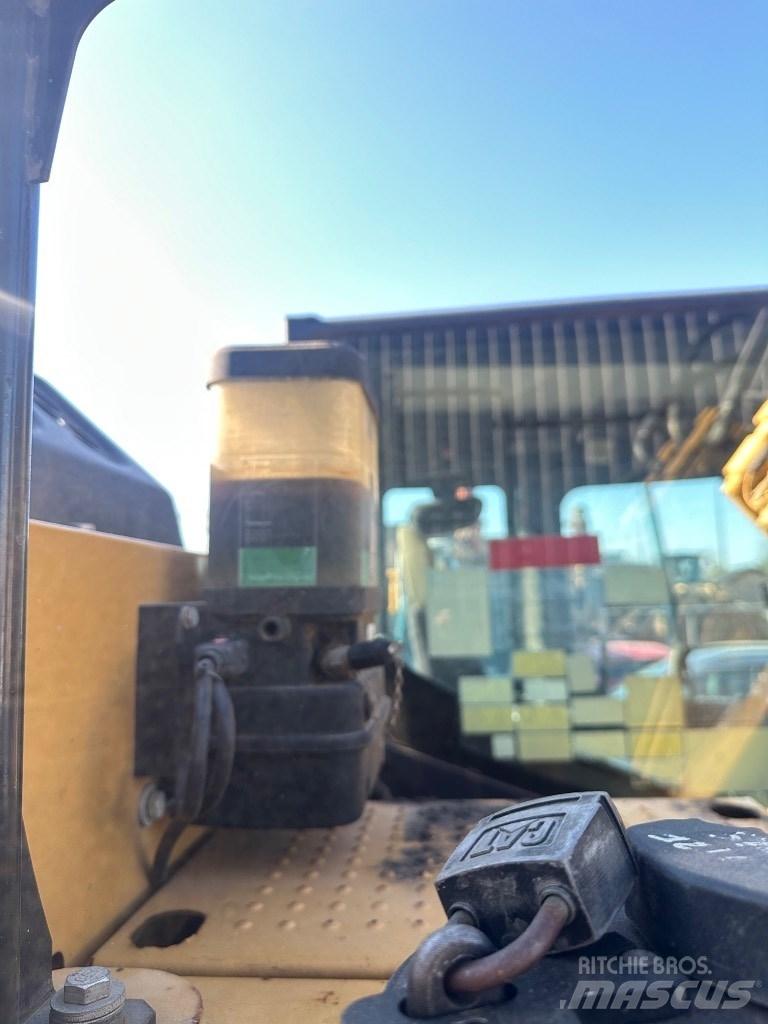 CAT 314 E LCR حفارات زحافة
