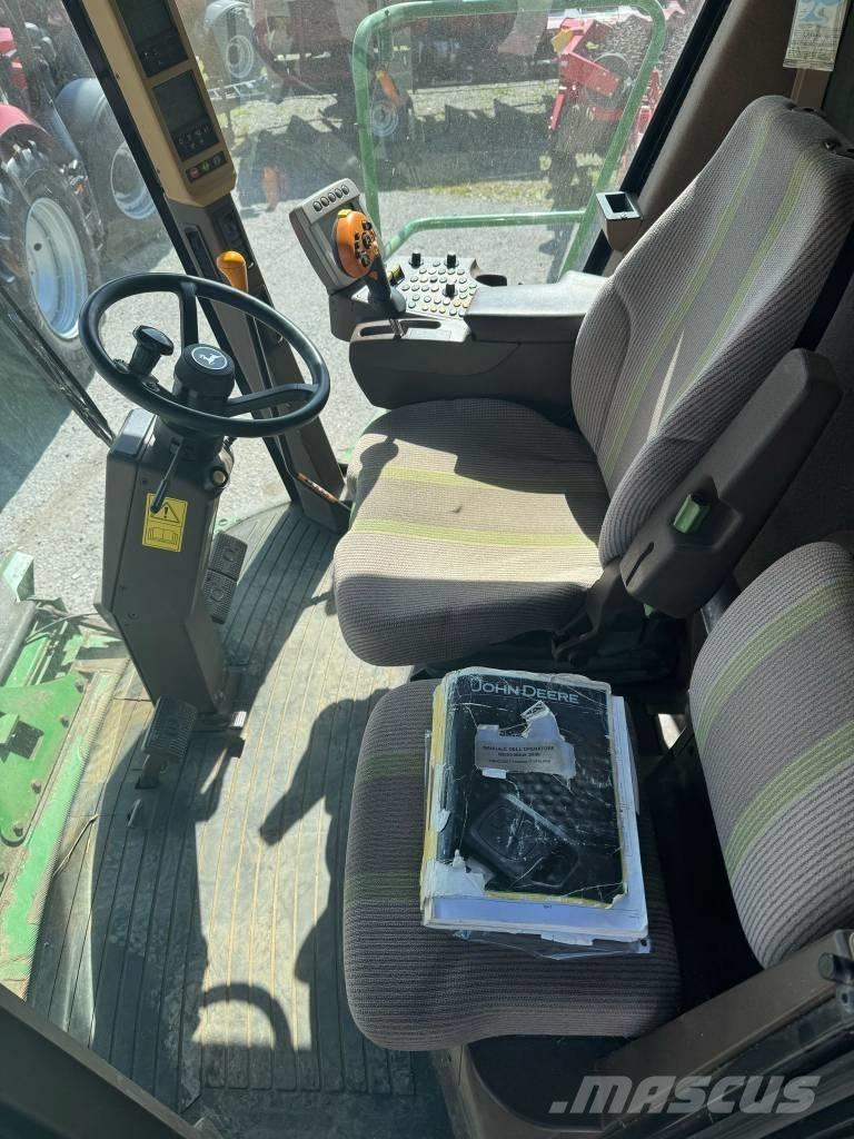 John Deere S 690 حصادات