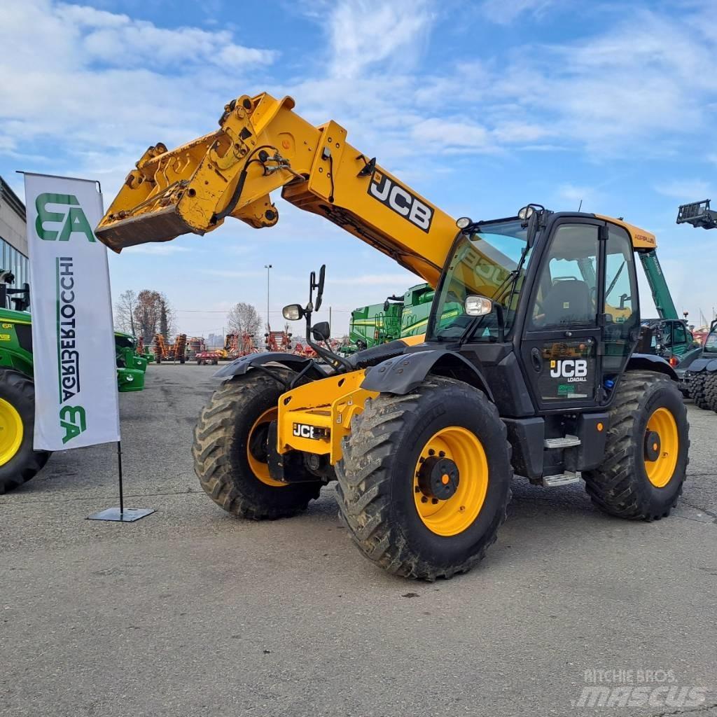 JCB 550-80 AGRIPLUS مناولات متداخلة