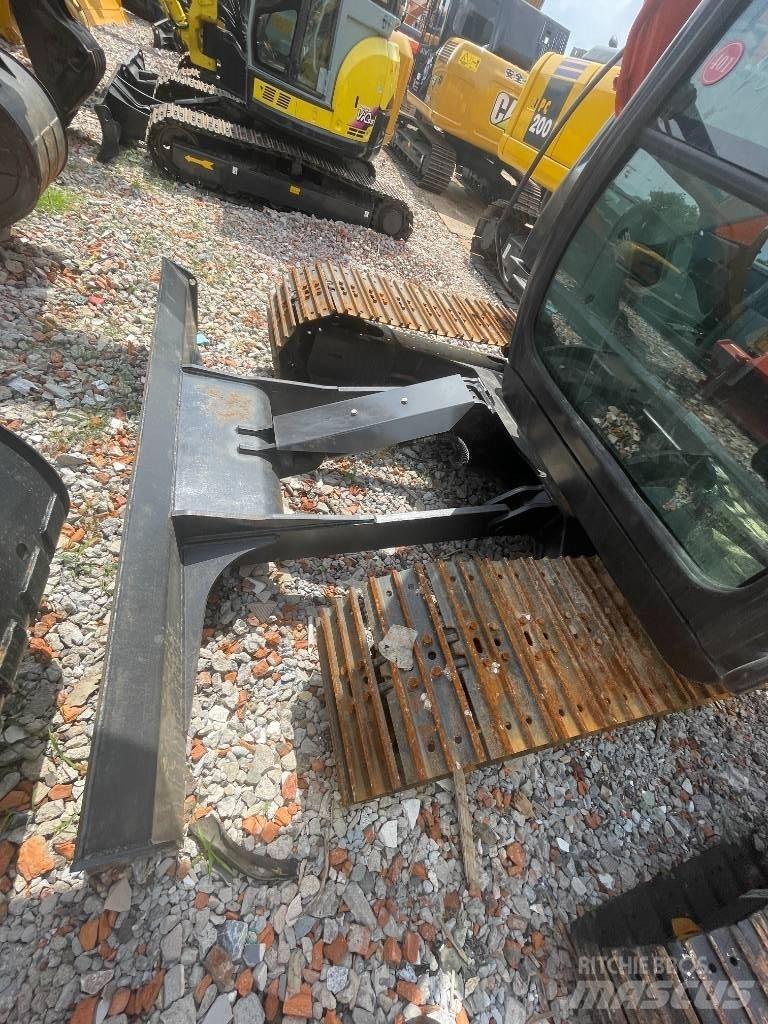 Hitachi ZX 70 حفارات زحافة