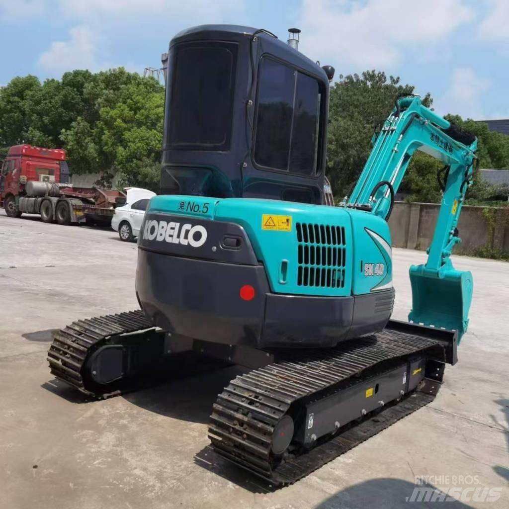 Kobelco SK 40 حفارات صغيرة أقل من 7 طن (حفارات صغيرة)