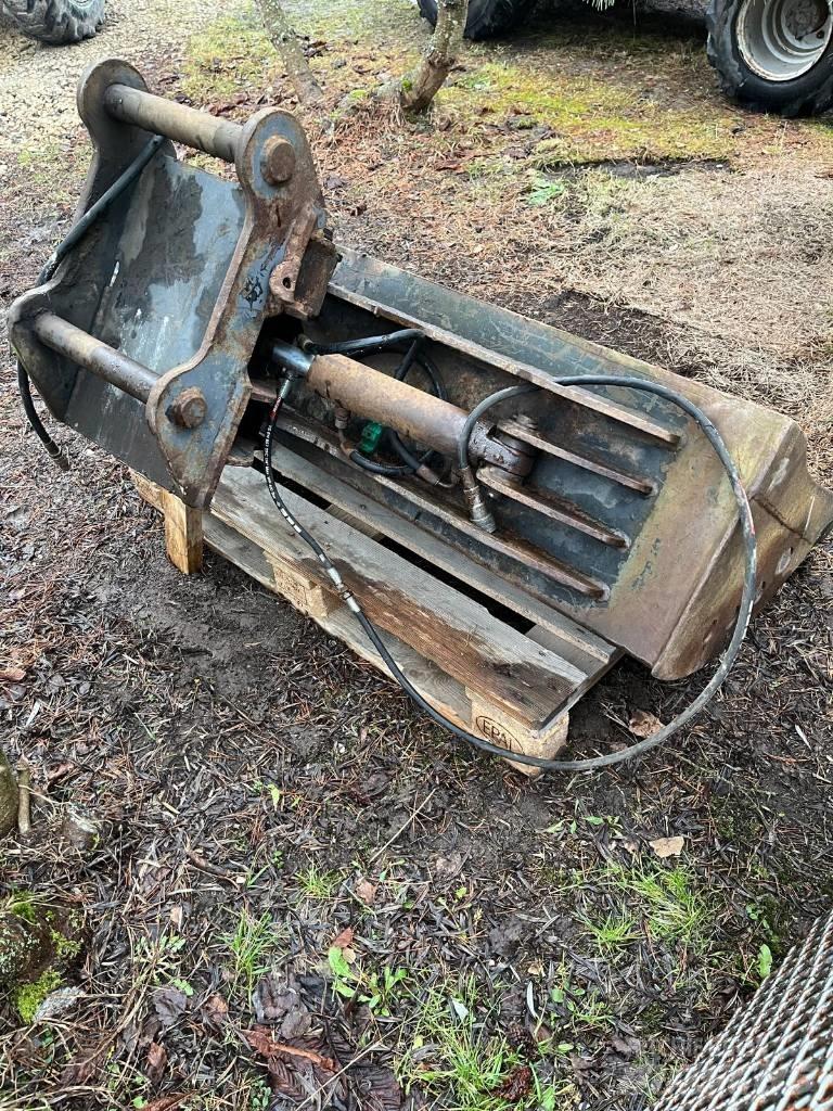 Komatsu 1600 دلاء