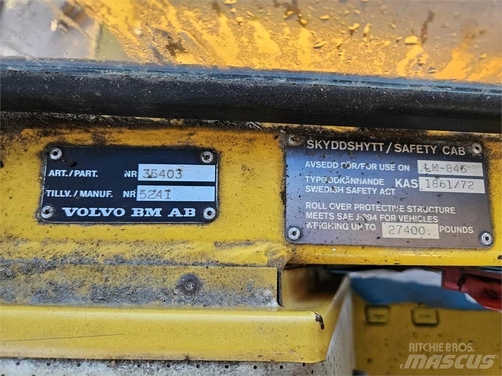 Volvo BM LM846 لوادر بعجل
