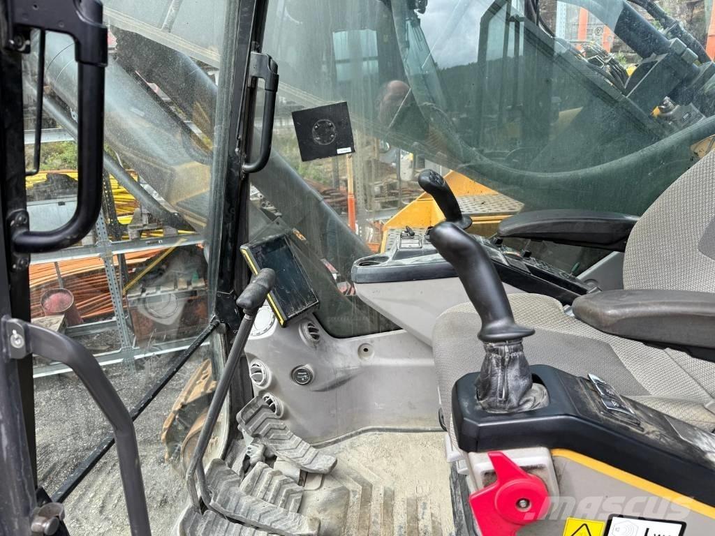 Volvo EC 480 E L حفارات زحافة