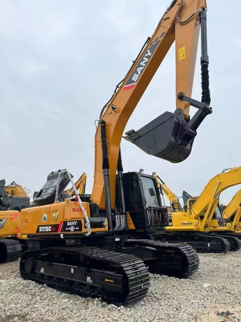 Sany 215PRO حفارات زحافة