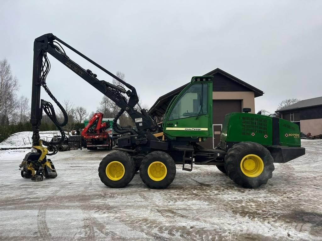 John Deere 1070 D حصادات