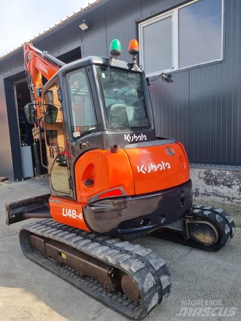 Kubota U48 حفارات صغيرة أقل من 7 طن (حفارات صغيرة)