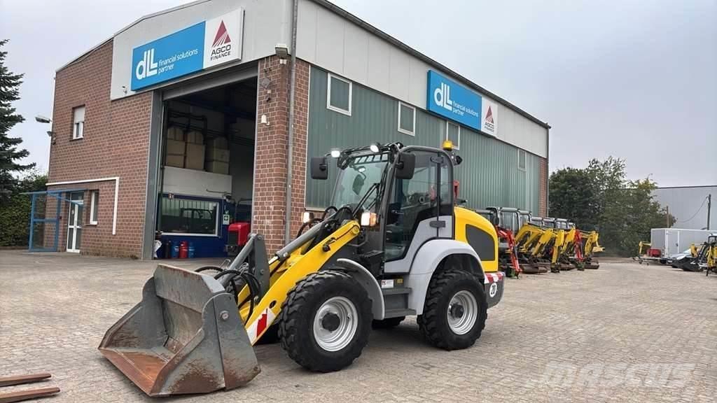 Kramer 5055e لوادر بعجل