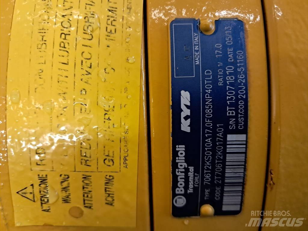 Komatsu PW 180-10 أجهزة نقل