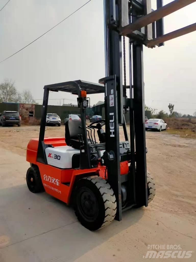 Heli CPCD 30 شاحنات الديزل