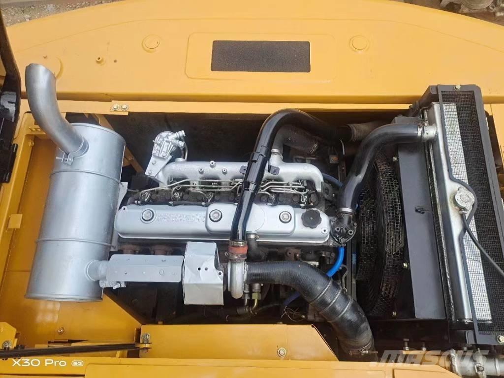 Sany SY215-9 حفارات زحافة