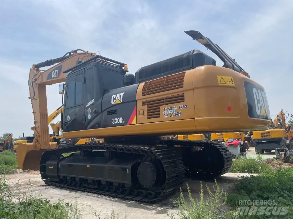 CAT 330D2 حفارات زحافة