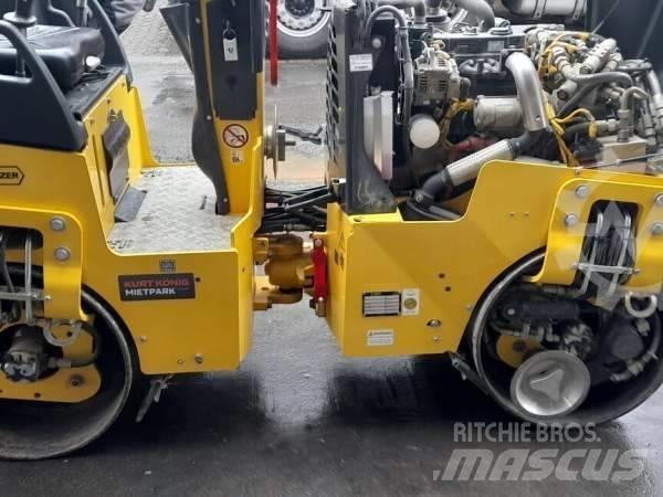 Bomag BW 80 AD-5 مداحل ثنائية الاسطوانة