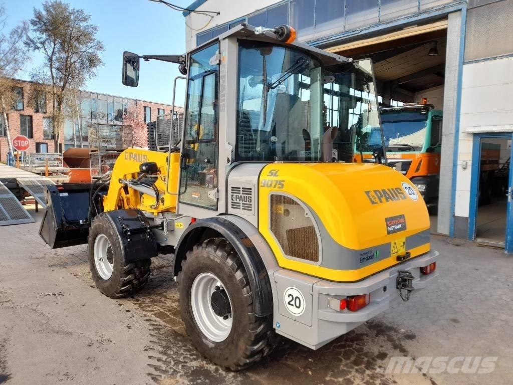 Paus SL 9075 لوادر بعجل