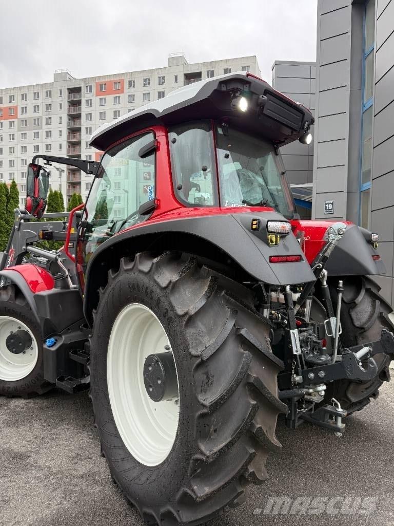 Lindner Lintrac 130 الجرارات