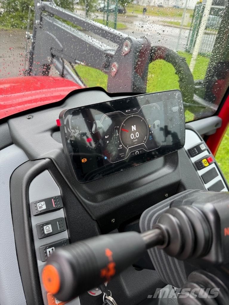 Lindner Lintrac 130 الجرارات