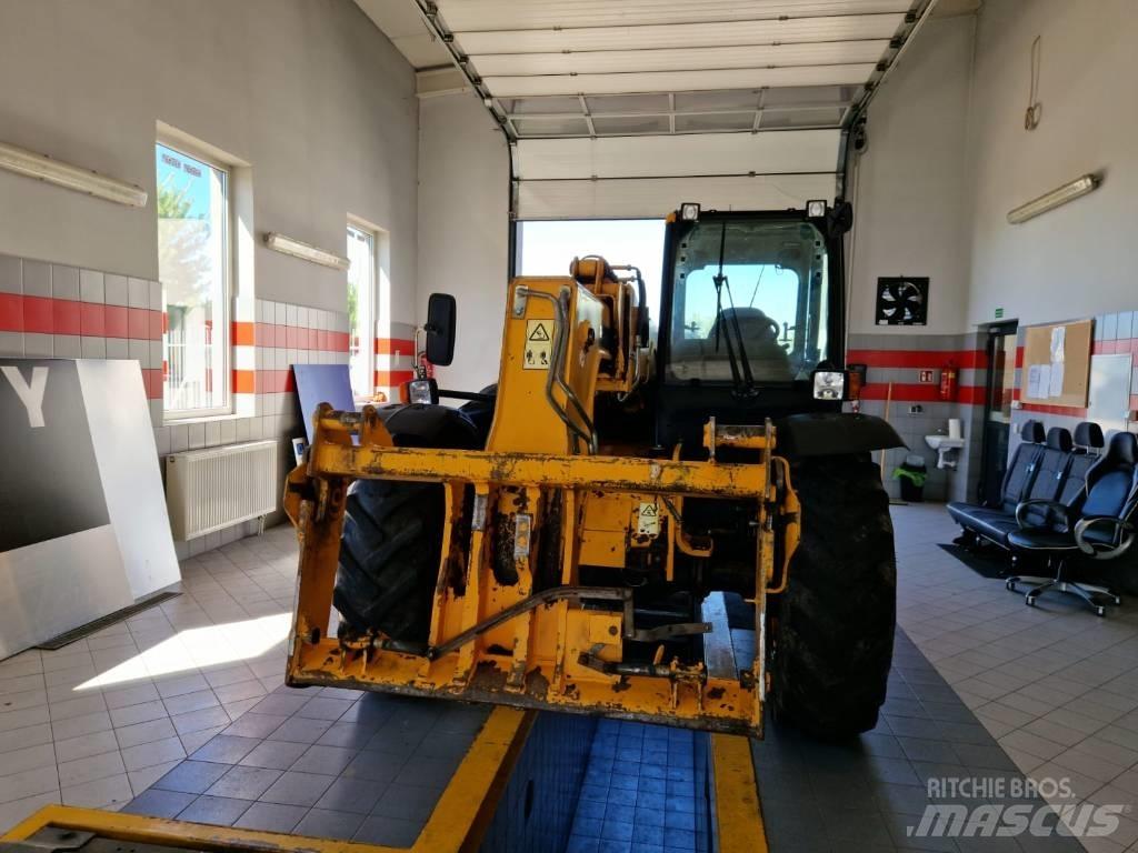 JCB 535-95 Agri مناولات متداخلة