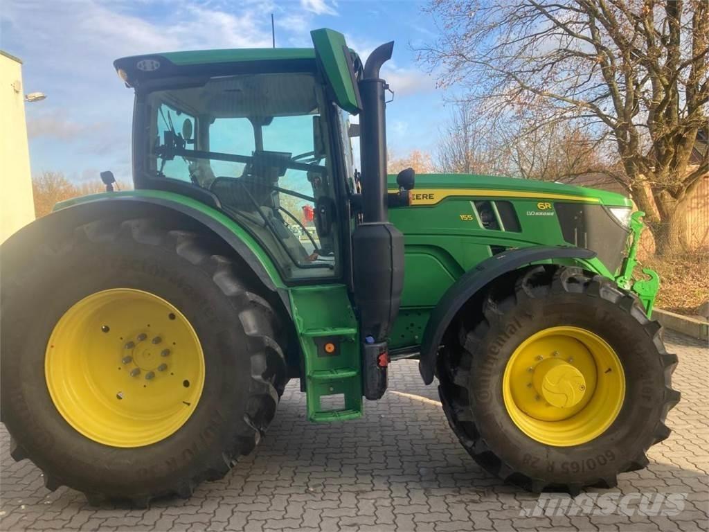 John Deere 6R 155 الجرارات