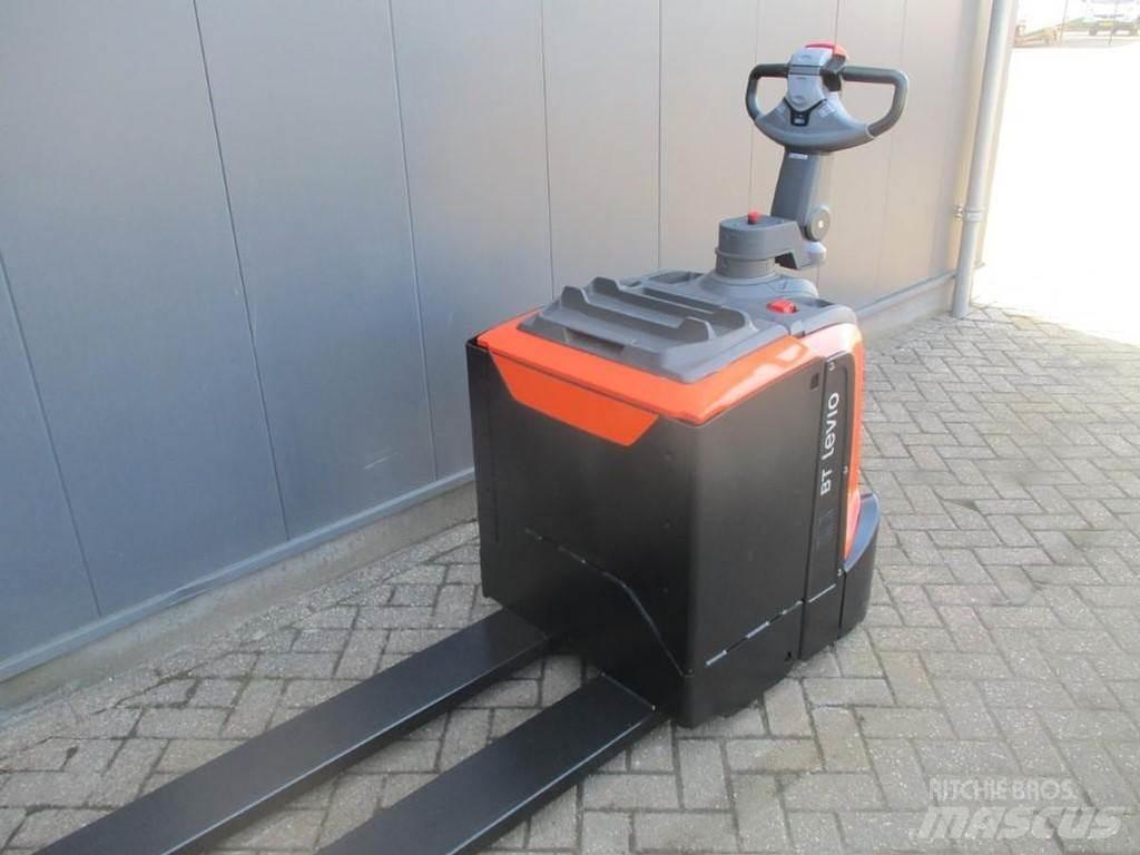 Toyota LPE 250 معدات الرفع منخفض المستوى