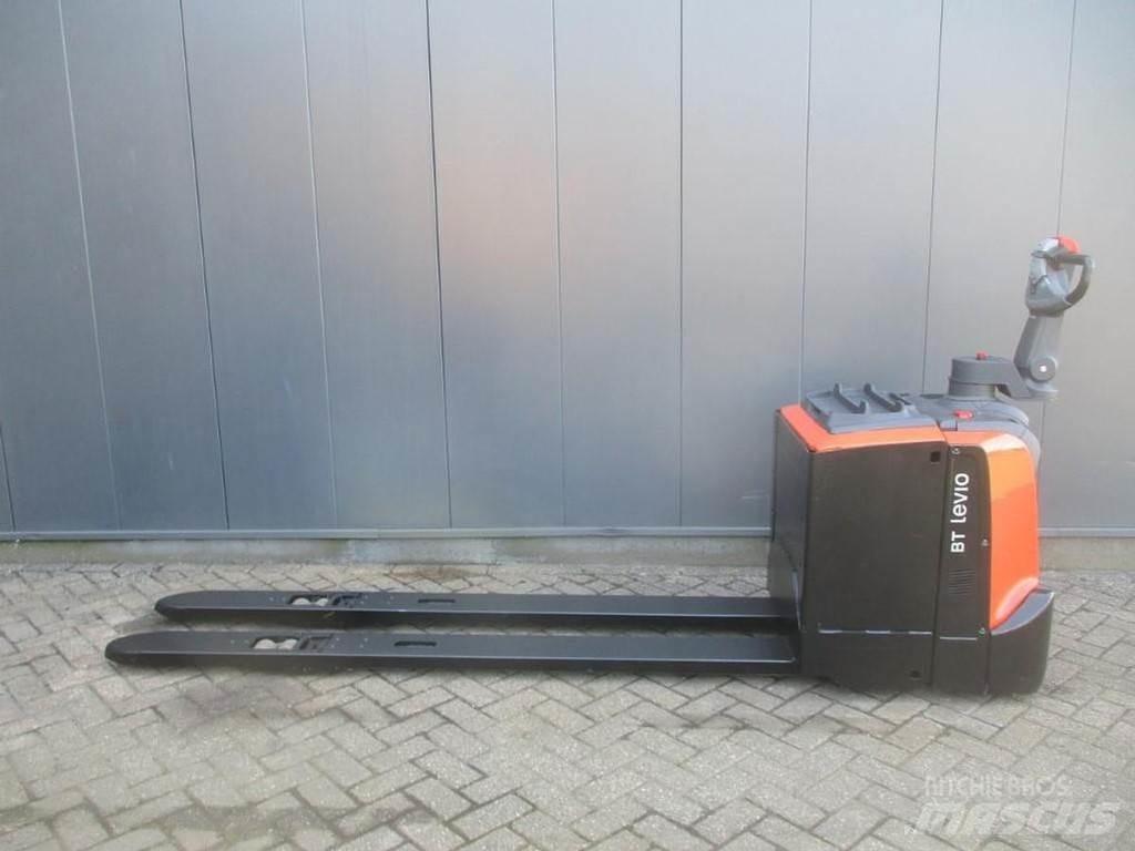 Toyota LPE 250 معدات الرفع منخفض المستوى