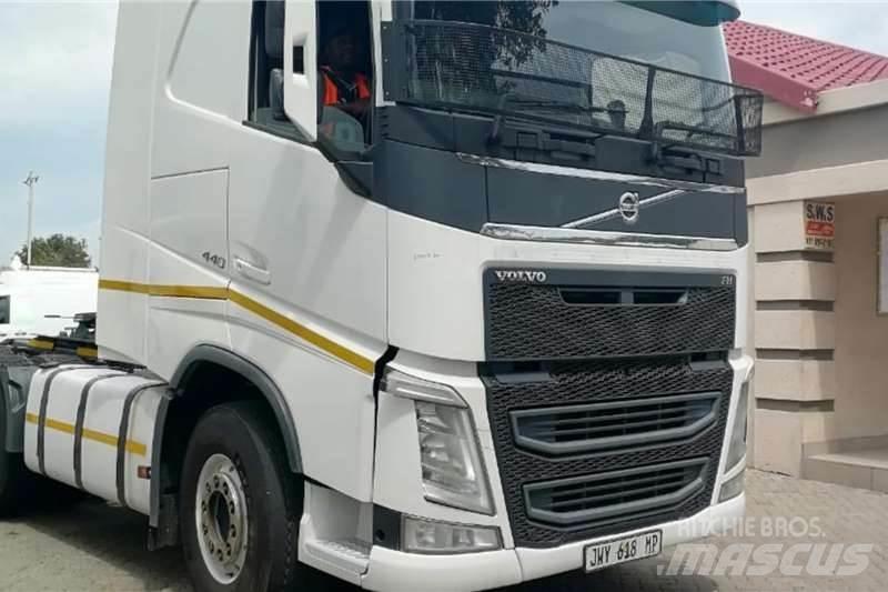 Volvo FH 440 شاحنات أخرى