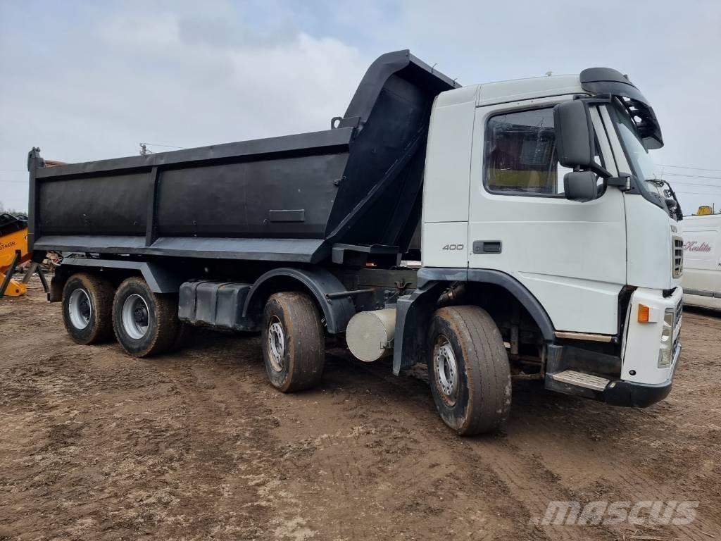 Volvo FM 400 8X4 شاحنات لوادر