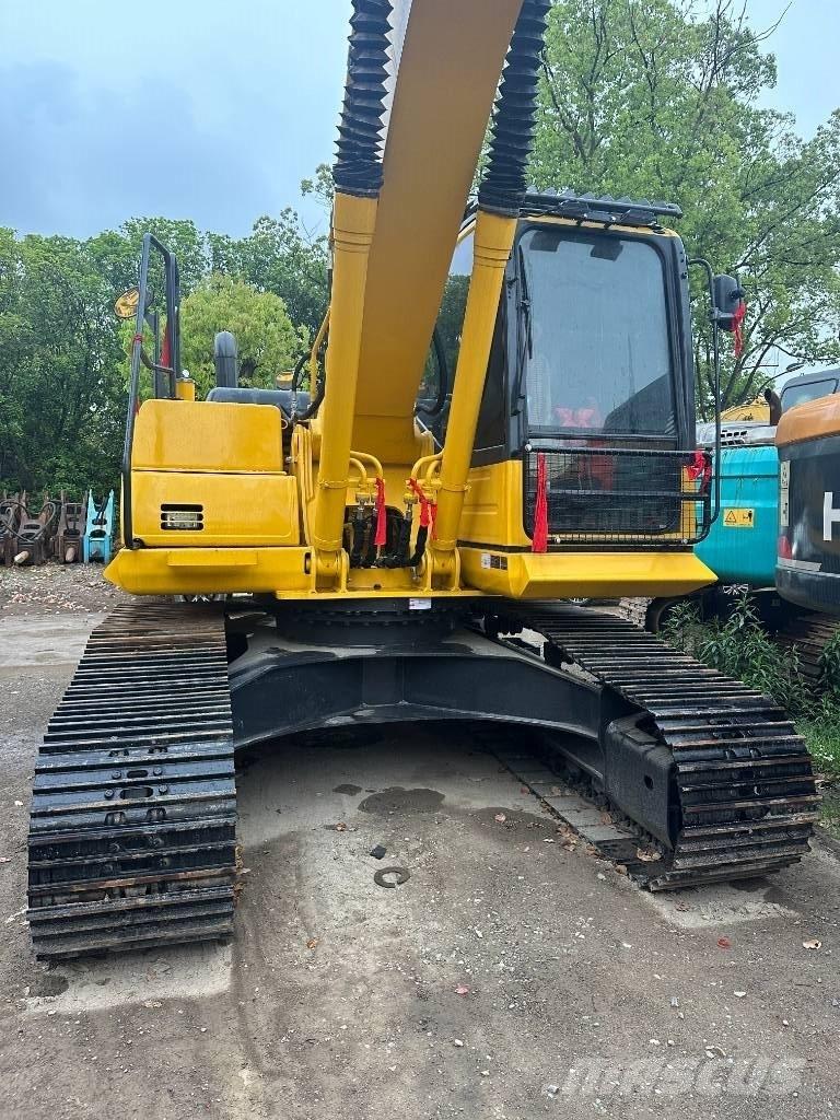 Komatsu PC 200-8 حفارات زحافة