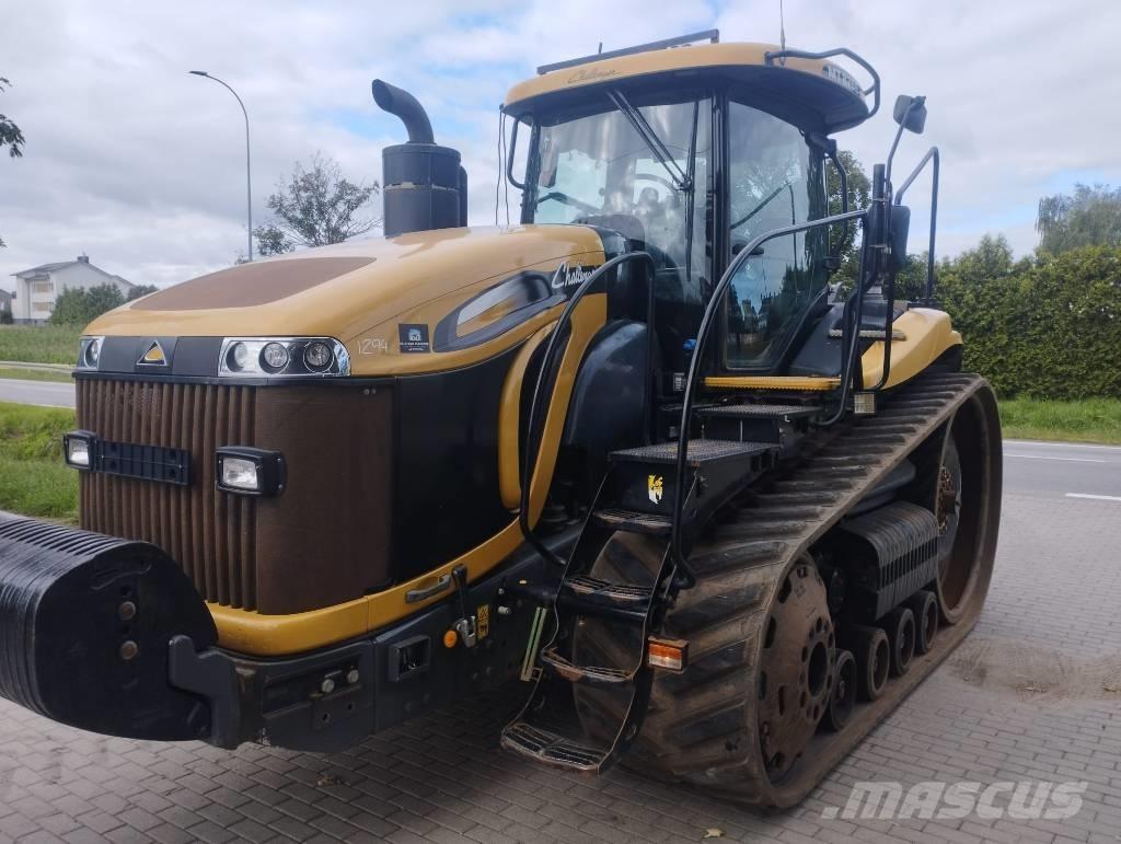 Challenger MT 875 E الجرارات