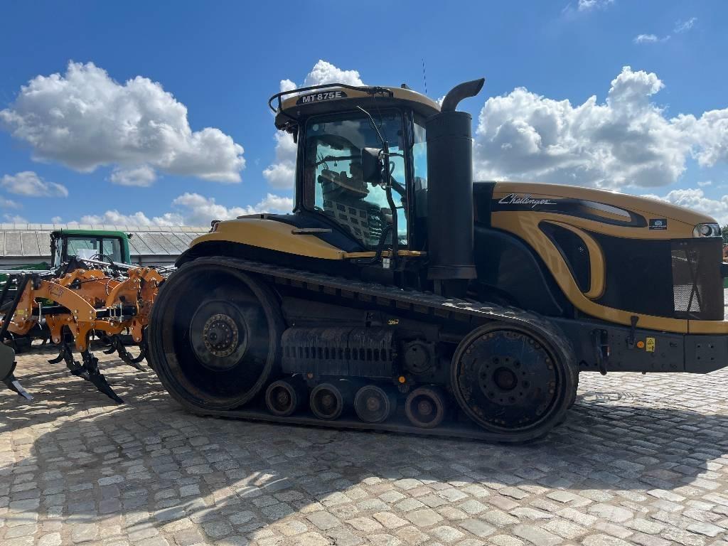 Challenger MT 875 E الجرارات
