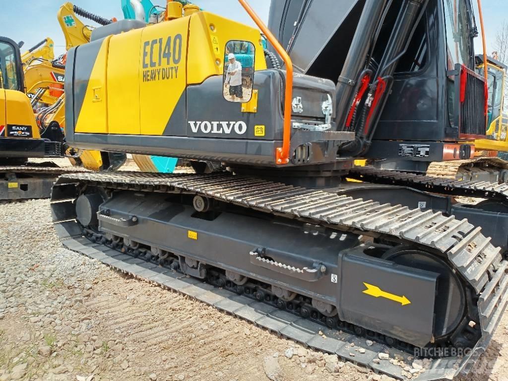 Volvo EC 140 حفارات وسط 7 طن - 12 طن