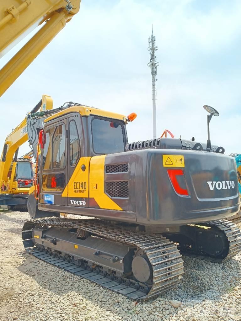 Volvo EC 140 حفارات وسط 7 طن - 12 طن