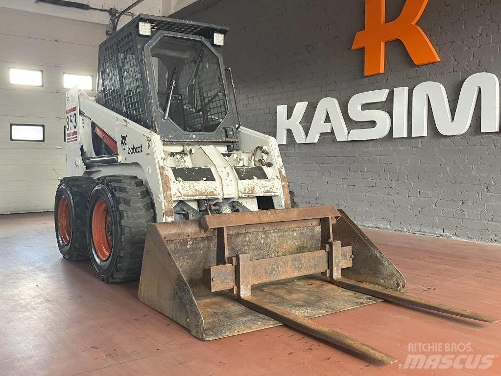 Bobcat 853 لوادر انزلاقية التوجيه